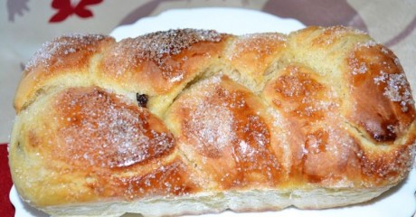 козунак с стафиди и шоколад