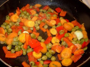 carrot_red paper_peas