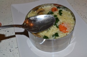 ОРИЗ С ГЪБИ И СПАНАК НА ТИГАН